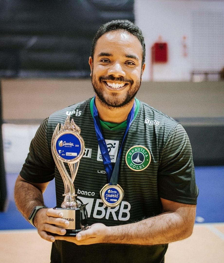 Lucas Iago Lacerda, psicólogo clínico e do esporte